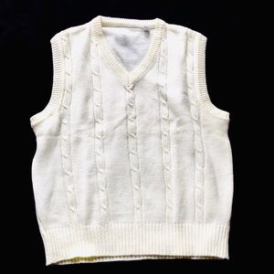 NWT V-Neck Vest L size